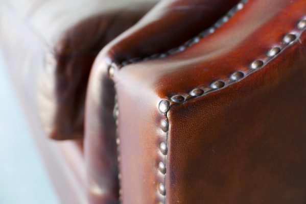 canapea chesterfield