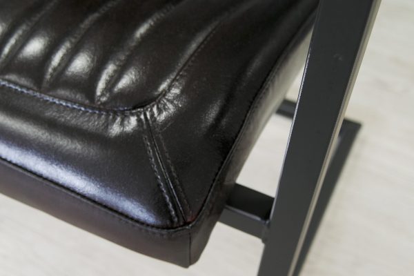detaliu scaun piele 2