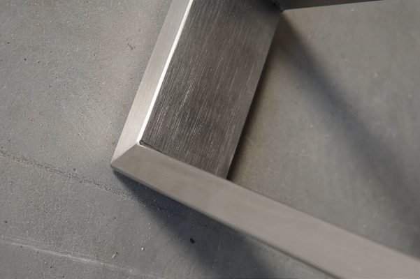 masa scandinava lemn masiv stejar cu picioare metalice 240 x 100 ''