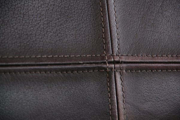 scaun quadrant maro detaliu 3