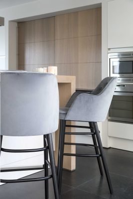 scaune catifea sufragerie